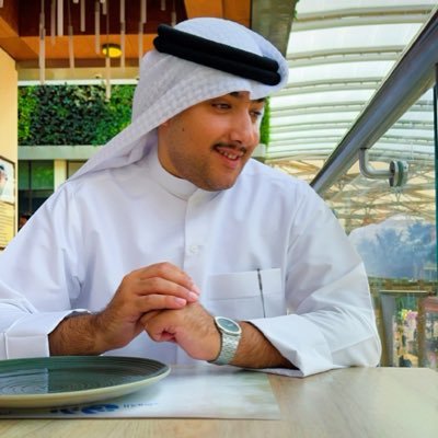 ليس الزّهد أن لا تملك شيئاً، بل الزهد ألا يملكك شيء.