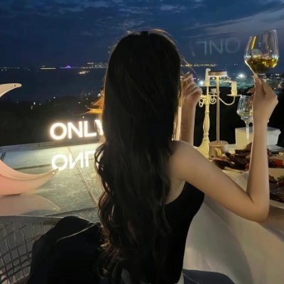 missmymelodynow's profile picture. Spreading my wings and chasing my dreams💕🌟