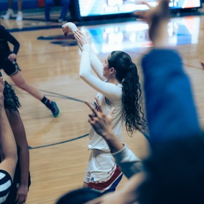 6’0” SG/SF | 2027 | YouTube @LivNovi2027 | IG liv_novi | Cal Stars EYBL | Christian Brothers HS | GPA: 4.1 | All-State 2027 | All-Metro 2x | All Conference 2x