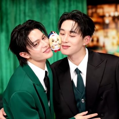 #WilliamEst #วิลเลี่ยมเอส #est_rvp #LYKN มัมหมีน้องเอส & lykn
ﮩـﮩﮩ٨ـ♡ﮩ٨ـﮩﮩ٨ـ