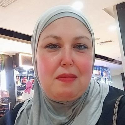 أنا من زمن الطيبين هو الزمن الذي كانت فيه القلوب أنقى والابتسامات أصدق والمواقف مليئة بالخير والود في زمن الطيبين 🏛