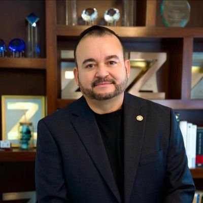 Empresario Hermosillense. Los buenos somos más. Regidor del Ayuntamiento de Hermosillo.