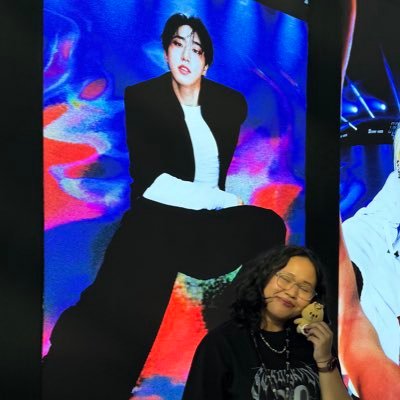 kswrdn's profile picture. she/her // occasional tarot reader // full-time fangirl