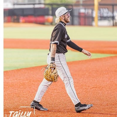 LHP, LHH, 1st, OF I| 5’11,180 LBS || Pleasure Ridge Park HS 26’ || (502-650-0914)|| Brendenbratcher711@gmail.com