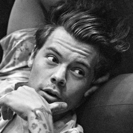 Harry & Louis 💚🩵 || OT5 protector || Directioner || Love wins 🤍
'One Million futures, and in all of them, you'
#FaithInTheFuture
#TPWK
2️⃣8️⃣
2️⃣2️⃣🪢⚓️