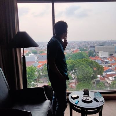 Ronietweet12's profile picture. Up The Chels 💙