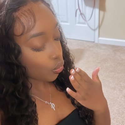 Idk and Idc. A hidden diamond. It’s my world. - Barbie. RN loading…’25🎀