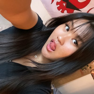 Aangy on yt, video editor, artist 🇨🇦🇵🇭 | Art: @tehahassketch