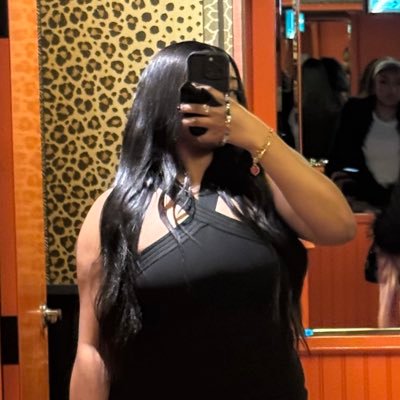 momoniesss's profile picture. $$$🎀