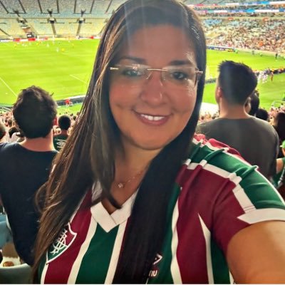 Meu Twitter é meu divã. Carioca. Orgulhosa moradora do bairro do Engenho de Dentro.