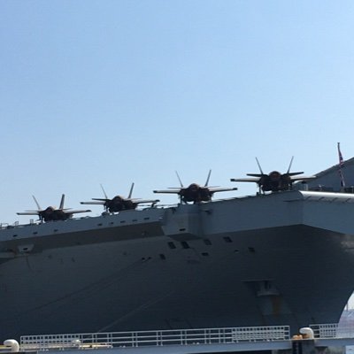 le9h3's profile picture. 