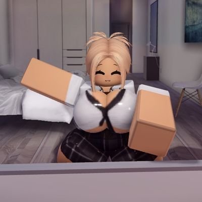 🔞 18+ NSFW - Hello I'm Kiana and I do Roblox studio content, I love futa and femboys! and I'm both Sub/Dom ( ˶ˆᗜˆ˵ )
