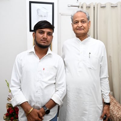 bhati_dhanaraj's profile picture. 