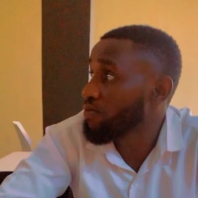 I mingle and relate with people, wanna have fun and a die hard @ManUtd fan. ifb.