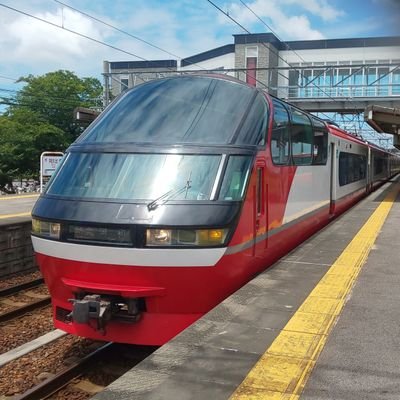 鉄道(名鉄がメイン)と鉄道模型が趣味の
オジサン。たまにスポーツの話題も。鉄道、猫、食べ物関係以外はブロックしますのでご了承下さい。怪しげなもの(エロや18禁まんがやビジネス副業)はブロック👊
YouTubeは磯波鉄道loveです。リンクは↓です。※ぴよりんはJR東海のマスコット🐤