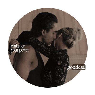 ⠀⠀⠀⠀𝐂𝐫𝐲𝐬𝐭𝐚𝐥⠀ 𝐨’⠀𝐅𝐚𝐭𝐞⠀ ❦ 𝅄︶⠀Cinder፝֟ella⠀♔
⠀⠀⠀⠀𐂗.⠀Blithe⠀warble⠀effervesces⠀softly
⠀⠀⠀⠀Sugared⠀whimsy⠀as⠀her⠀beignet⠀⋆
⠀⠀⠀⠀𓎢𓎠𓎟⠀𓏬⠀ৎ⠀Th’⠀sp֘arkle ୭⠀𓏬⠀𓎟𓎠𓎡