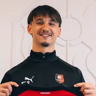 LovroGoater's profile picture. Tout pour la France, rien que pour elle
Esteban Lepaul Enjoyer
Génésio hate account
Pessimiste dans un club de perdants
Rage bait éternel