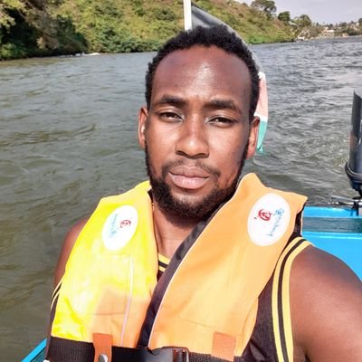 Data Analysis // Networks & Telecommunications // Freelance // Hip-Hop