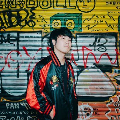 I'm Japanese Vocalist. ソロアーティスト& AQTYXELOR.【@aqtyxelor_band】のVo/Gとして活動中、お仕事依頼、雑誌取材、プロデュース、楽曲提供のご依頼やソロに関してのお問い合わせはrandp@ray-pro.comまで。ライブチケットのお取り置きはDMまで