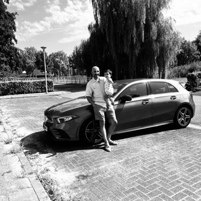 Brezalpacino's profile picture. 2010-2011 Şampiyonu Fenerbahçe Spor Kulübüdür.🏆 💛💙