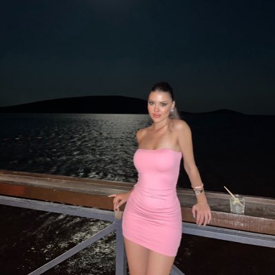 damlayyurt's profile picture. 