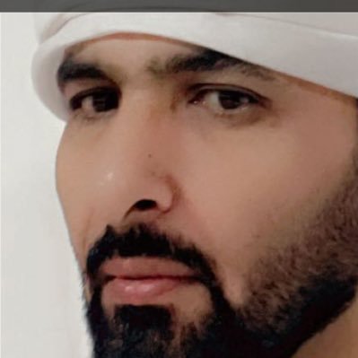 من شاور الناس ماحقق طموحاته يلقى من الناس من يكسر مجاديفه