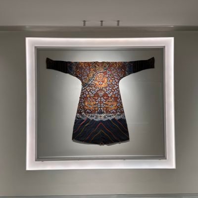 yadoraing's profile picture. 一直在寻找乐趣的人