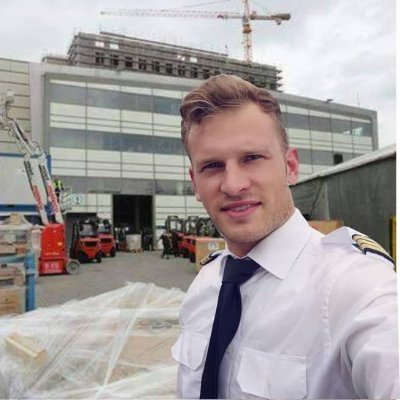 PilotPatri2's profile picture. Los Angeles International Airport