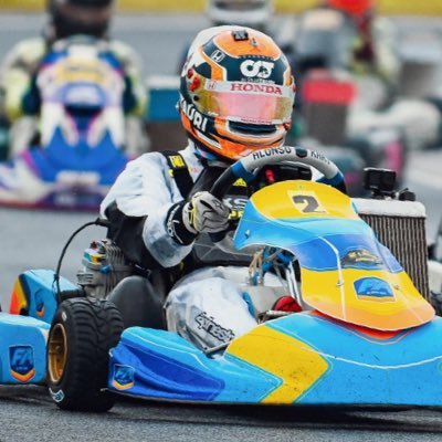 小龍科技公司🇭🇰代表。ブログ小龍茶館運営。中国歴30年の日中バイリンガル。タピオカ🧋と四川火鍋最初期日本伝道者。1coinVPN等運営。趣味:125ccレーシングカート🏎|講道館🥋弐段|⛷️。お仕事:投資(不動産/実業/金融)|ネットサービス運営|ものづくり|貿易|飲食店経営|日中音楽コーディネート|日中通訳