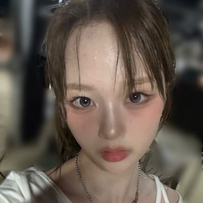Id: AelAdinaya
He/Him 🇲🇨
Donate To Me An Objekt I Appreciate ♥️
Was @OtterKaedeNayya 😥 https://t.co/9B1z9S0Qcp