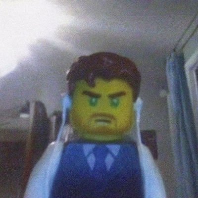 adsurgeon's profile picture. Building a hydration brand.