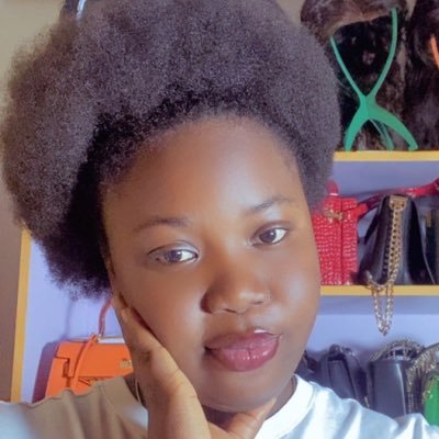 “👩💻 Tech Enthusiast |🌊 Pisces Energy | 💛 Warm & Welcoming ✨ Exploring innovation, science, and life’s purpose”