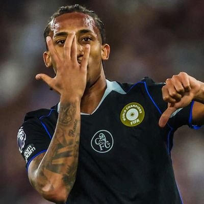 anthonnyfd's profile picture. Season ticket holder since 1906