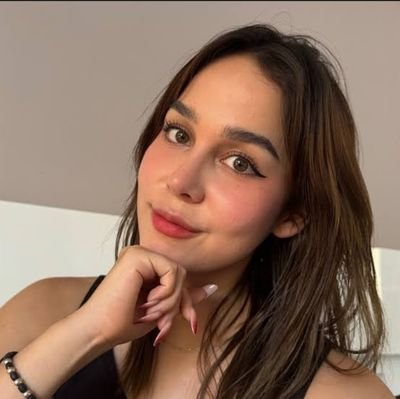 Angelacorey35's profile picture. Get rich or die trying😶