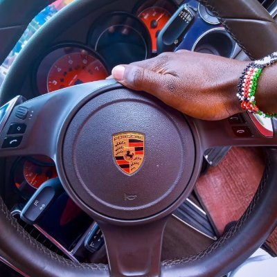 kenyantraction's profile picture. I do cars  & I breathe tech.