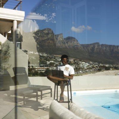 Tech @usewewire ☼ Aspiring nomad ☼ Building an app portfolio- https://t.co/qHHR54igjI