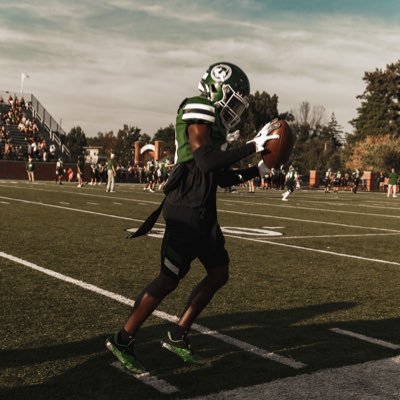 2027 DB trinity high school 5’9 160 run a 4.41 40 3.8 GPA. kamarasekousports@gmail.com phone# (502) 291-5109 | Trainer: @dedasBP @FadellJr