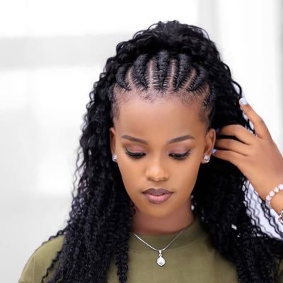 Award winning tv personality ✨Tv presenter (TNATION 11am ) @ntvuganda 🇺🇬. brand influencer