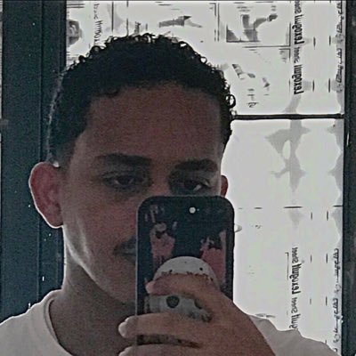 Wanted to make movies but ended up fixing people for fun 🐈⬛ ⚕ 🩺♐︎ 🥛🎬 • @juventusfc • personal account