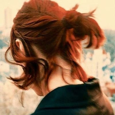 اندکی شاعر📚☕️🚬خیلی بی ادب🚬زیادی خُنُک بدون منظور🤨🚬خیلی بی اعصاب🚬☕️🍻⌛️📚عمادالدین مورخِ جهانِ موازی📚☕️🚬☄️
عرزشی⛔️⛔️مجاهد⛔️چپول⛔️دایرکت⛔️