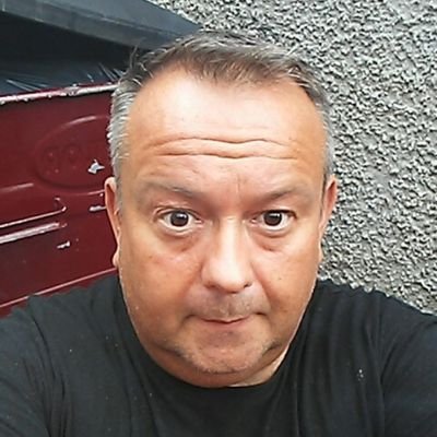 MR.chef👨🍳🍳🍔..I'd rather be a jobbie💩 than a hun,..😃
🏴🇵🇱
🇮🇪☘🍀.🐶🐶..🏆🏆🏆x8