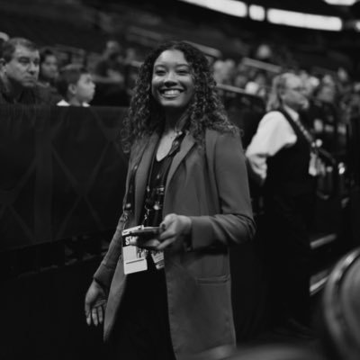 25 • part time sports enthusiast & swiftie • full time @orlandomagic arena ops • mba, msbm (she/her)
