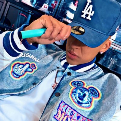 American writer, lyricist, content creator, podcaster, battle rapper, and owner of Qing Quality Entertainment. https://t.co/hYgO8LH9kd Check Out My Dumb Advice