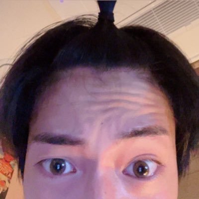 bbiinneeii's profile picture. 