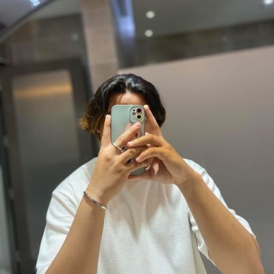 ZonthuA74791's profile picture. 