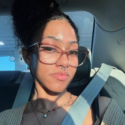 Laylaybrat 💁🏽♀️✨// ‼️HIGHLY ADDICTIVE‼️//Tribute $40 usd ⚠️NO MEETS // NO NUDE 18+ https://t.co/lzaBxQo9Qj