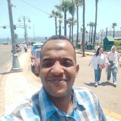 hanooo9991's profile picture. ‏وخذي القصيدة إن أردتِ فليس لي فيها سواكِ.