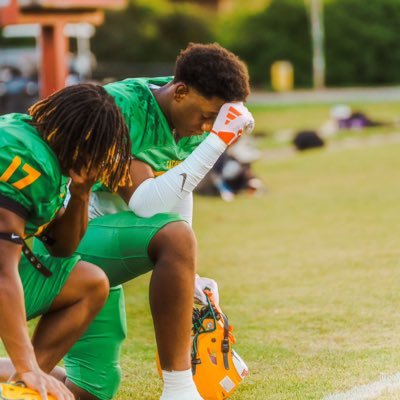 God First | 5’11 | 170 | 27’ ATH @BookerTFB |4.4 40| Basketball | Track | | ✉️ klatten3.lamp@gmail.com | NCAA ID 2506654028| Omega Lamplighter