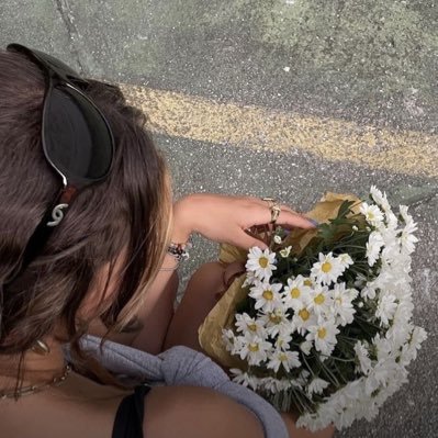 anastasyarb's profile picture. slightly rl