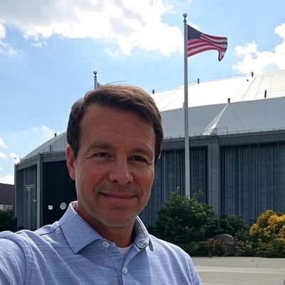 JerryCoyoteFan's profile picture. Handsome/Brilliant| Tummy Ache Survivor| Very Important